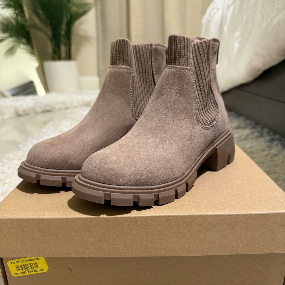 Steve Madden Tan Kids Boots